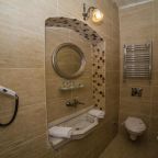 Трехместный (Стандартный трехместный номер с видом на море), HHK Hotel