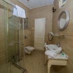 Двухместный (Стандартный двухместный номер с 1 кроватью), HHK Hotel