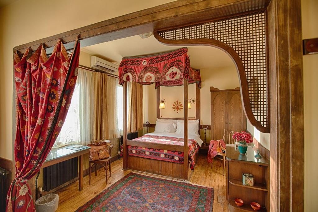 Двухместный (Большой двухместный номер с 1 кроватью) отеля Hotel Empress Zoe, Стамбул