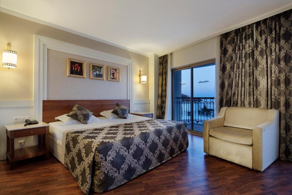 Двухместный (Стандартный двухместный номер с 1 кроватью или 2 отдельными кроватями, вид на море) курортного отеля Alba Queen, Сиде