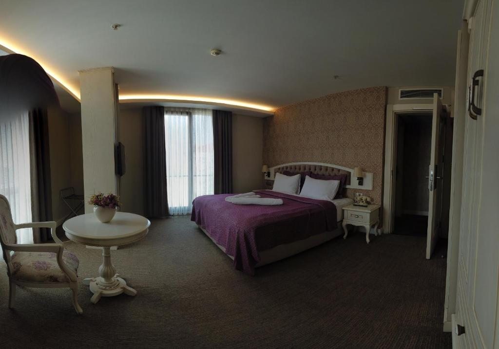 Двухместный (Стандартный двухместный номер с 1 кроватью и видом на город) отеля Hanzade Park Hotel, Трабзон