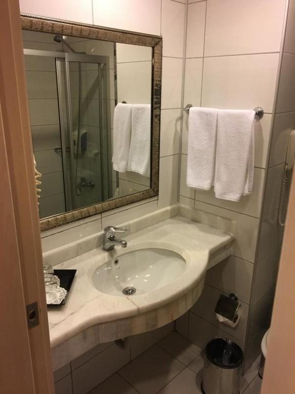 Двухместный (Двухместный номер с 1 кроватью или 2 отдельными кроватями и видом на бассейн) курортного отеля Corolla, Сиде