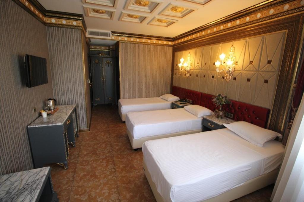 Трехместный (Роскошный трехместный номер), Laleli Blue Marmaray Hotel