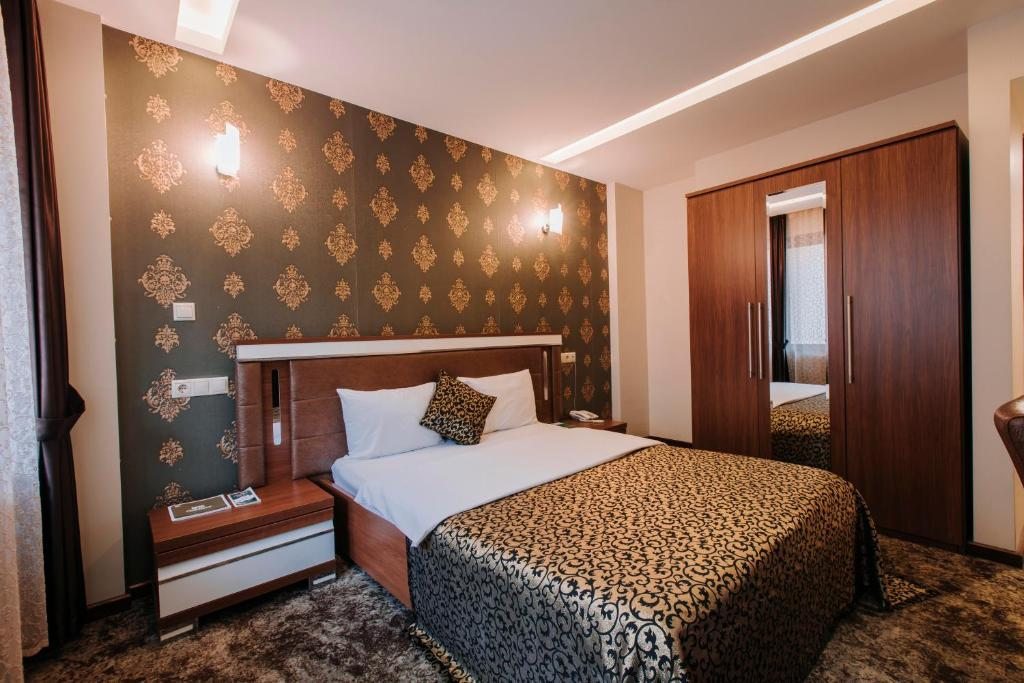 Двухместный (Двухместный номер с 1 кроватью и видом на горы) отеля Ts Gold Hotel, Трабзон