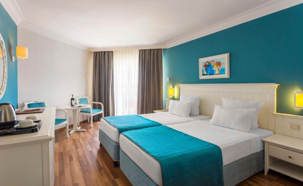 Двухместный (Двухместный номер с 1 кроватью или 2 отдельными кроватями и видом на море) курортного отеля Terrace Beach Resort, Сиде