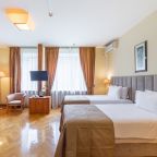 Широкие односпальные кровати