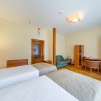 De Luxe (Twin), Гостиница Арбат