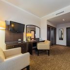 Комплект мягкой мебели