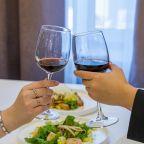 В Ресторане Вы сможете насладиться блюдами европейской кухни