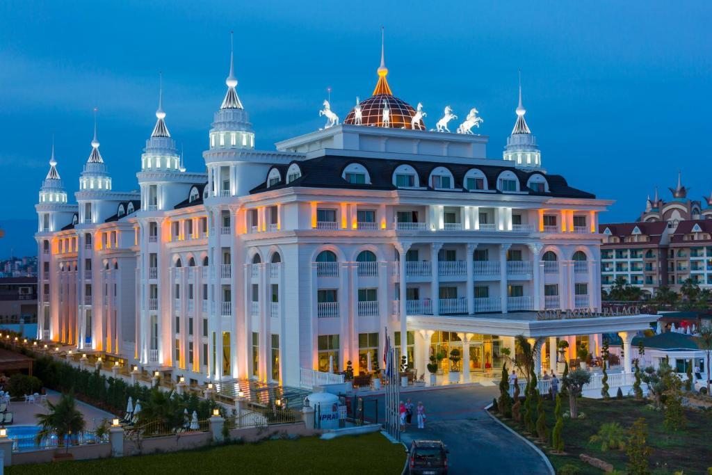 Курортный отель Side Royal Palace, Сиде