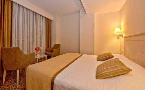Двухместный (Стандартный двухместный номер с 1 кроватью или 2 отдельными кроватями) курортного отеля Side Star Park Hotel, Сиде