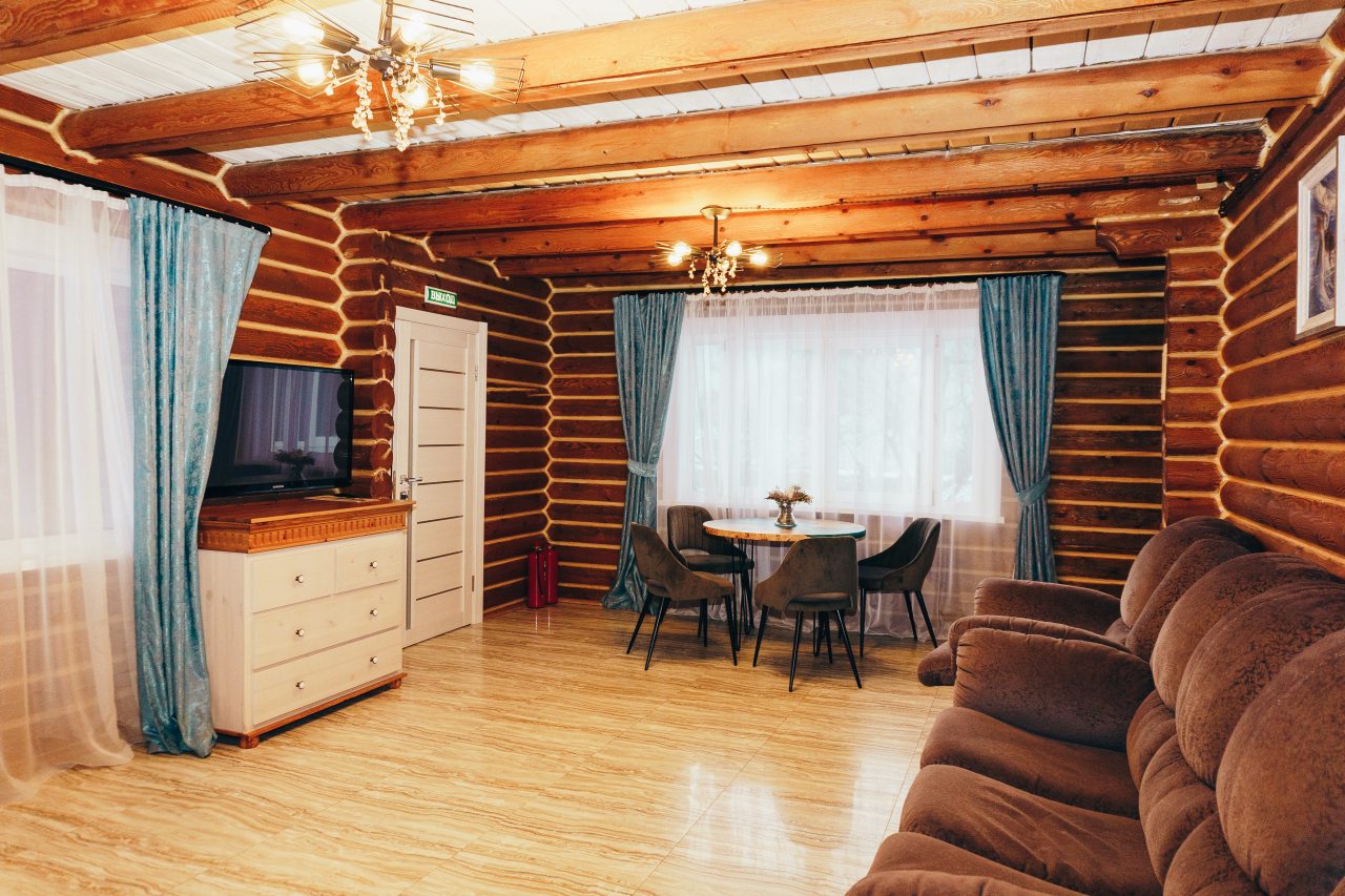 Коттедж (Двухэтажный с 3 спальнями), Загородный отель Байкальские Сезоны