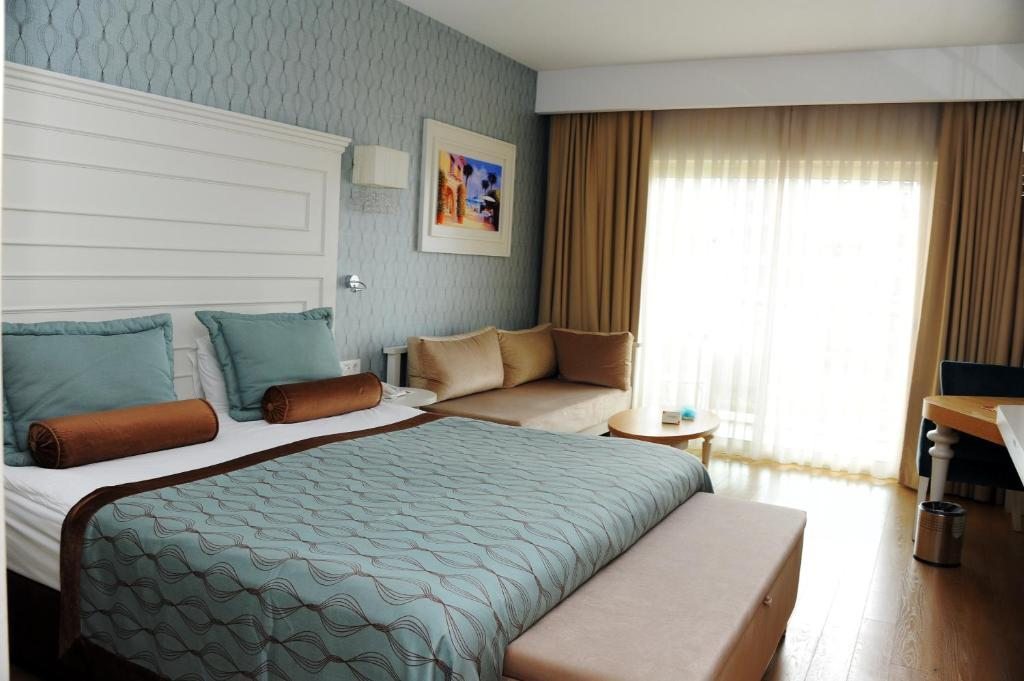 Двухместный (Стандартный двухместный номер с 1 кроватью или 2 отдельными кроватями и боковым видом на море) курортного отеля Trendy Verbena Beach Hotel, Сиде