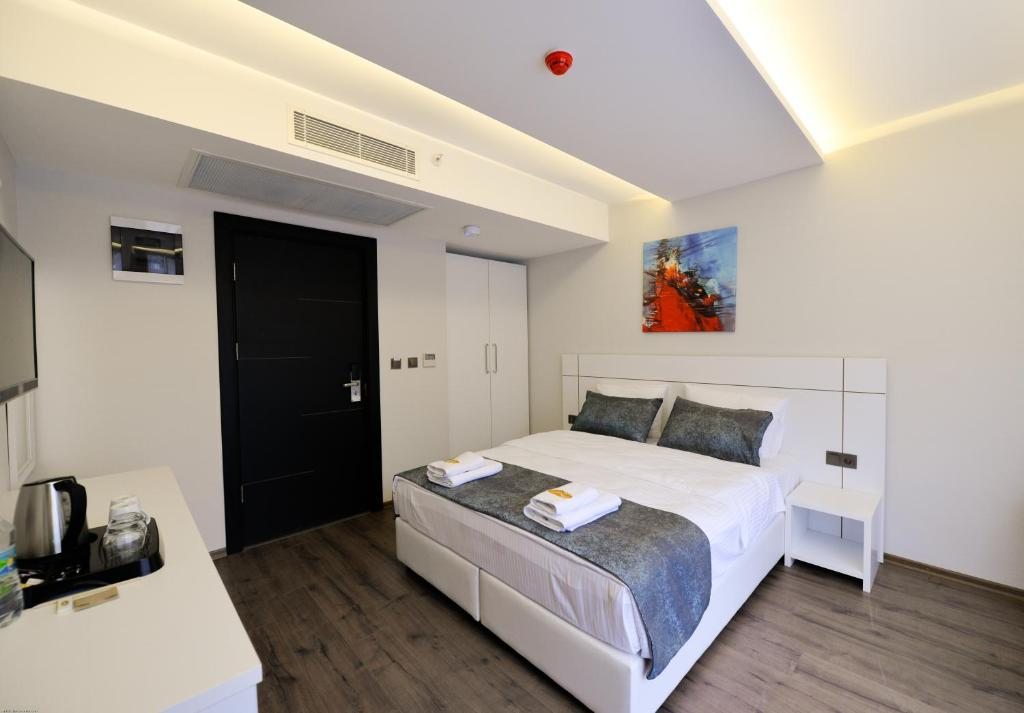 Двухместный (Стандартный номер с дополнительной кроватью) отеля Zeytindalı Hotel, Трабзон