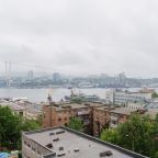 Вид на заливы Амурский и Золотой рог Японского моря, Апарт-отель Квартира №6