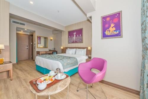 Двухместный (Двухместный номер бизнес-класса с 1 кроватью или 2 отдельными кроватями) отеля Taximist Hotel, Стамбул