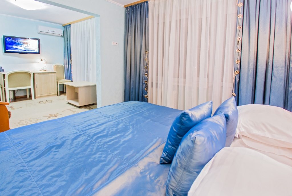 Гостиницы новороссийска цены