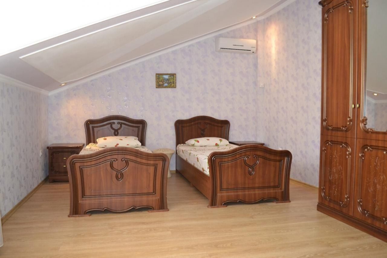 Трёхместный и более (С раздельными кроватями), Гостевой дом Карс