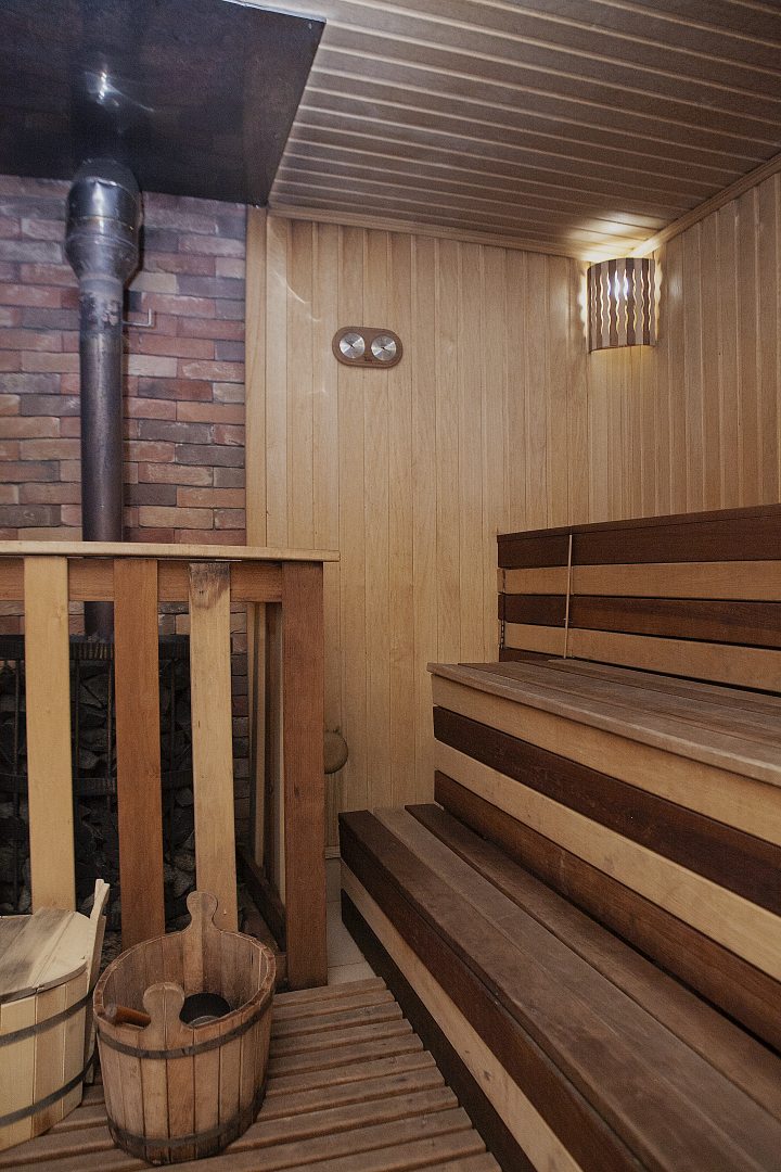 Русская баня на дровах, Отель Allure Lodge