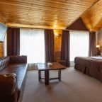 De Luxe (Делюкс "Jungle"), Отель Allure Lodge