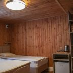Трехместный (Домик), Отель Allure Lodge