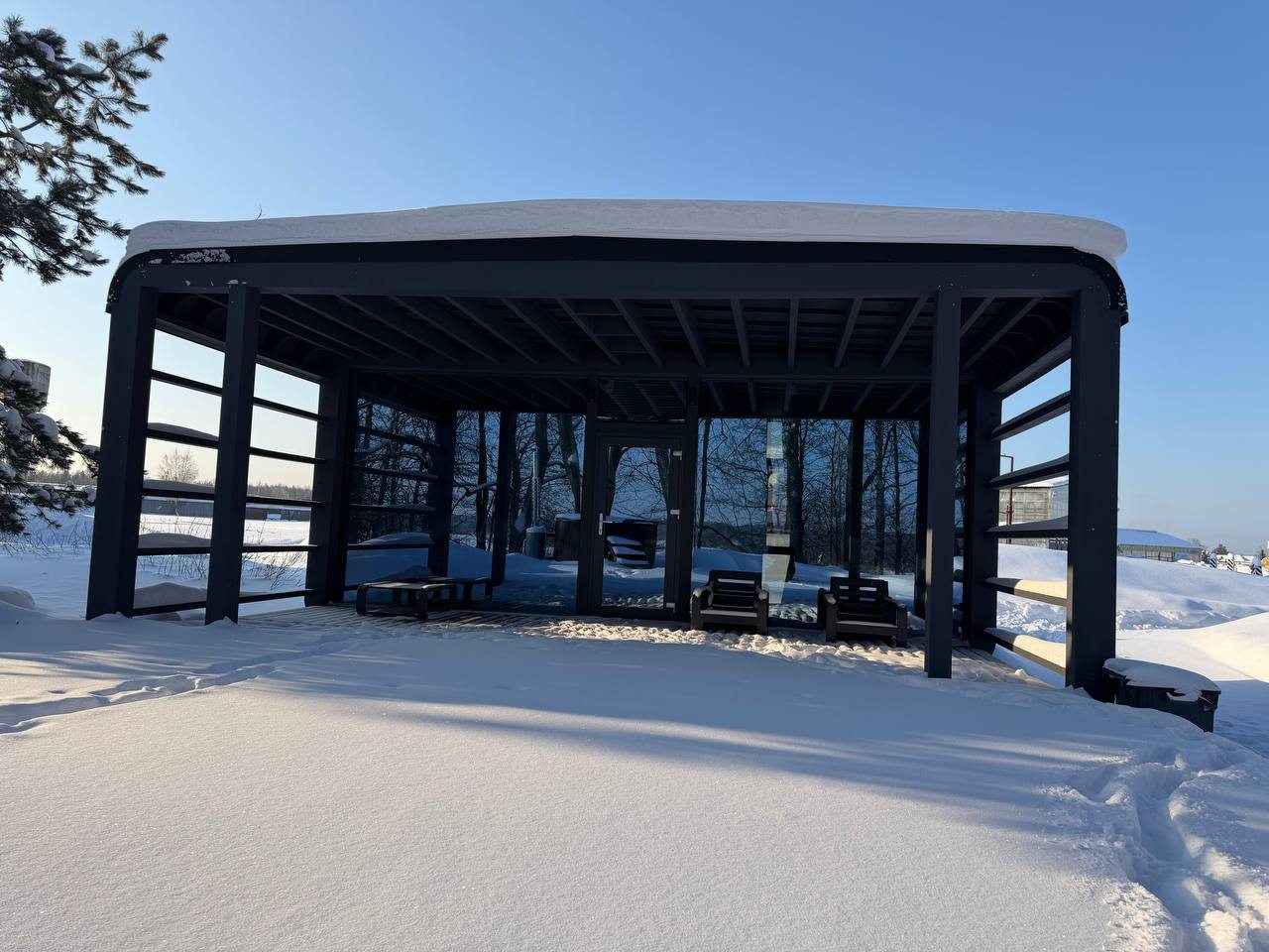 Дом (Большая капсула), Загородный отель Богдарня