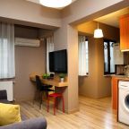 Апартаменты (Апартаменты-студио), Akin Suites