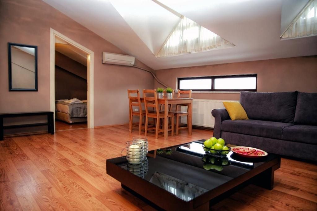 Апартаменты (Улучшенные апартаменты (для 5 взрослых)), Akin Suites