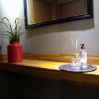 Апартаменты (Улучшенные апартаменты (для 5 взрослых)), Akin Suites