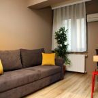 Апартаменты (Апартаменты-студио), Akin Suites