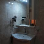 Апартаменты (Апартаменты с балконом), Amida House