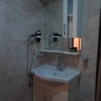 Апартаменты (Апартаменты с балконом), Amida House