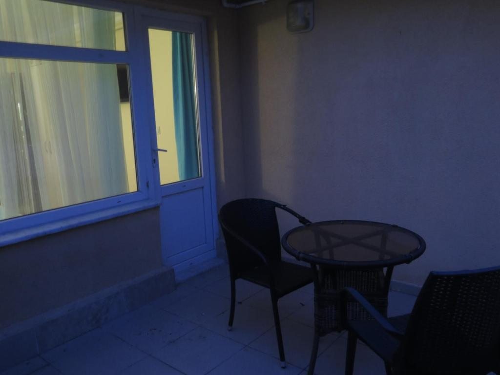 Апартаменты (Апартаменты с балконом), Amida House