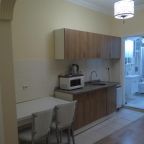 Апартаменты (Апартаменты), Amida House