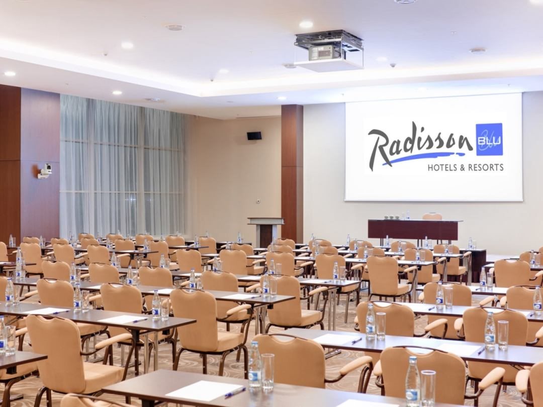 Конференц-зал «Золотой зал», Отель Radisson Blu Resort and Congress Centre Sochi