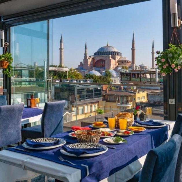 Отель Aristocrat Hotel, Стамбул