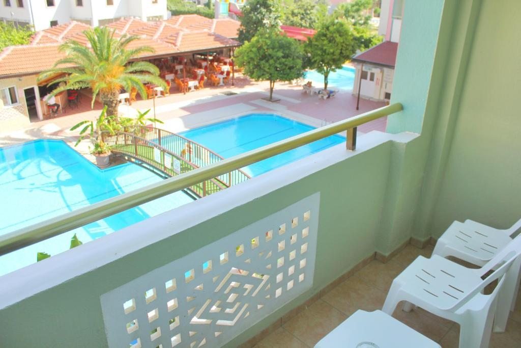 Апартаменты (Апартаменты с видом на бассейн (5 взрослых)) апарт-отеля Gazipasa, Сиде