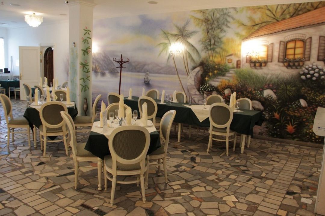 Ресторанный комплекс «Славия», Гостиница Измайлово Дельта