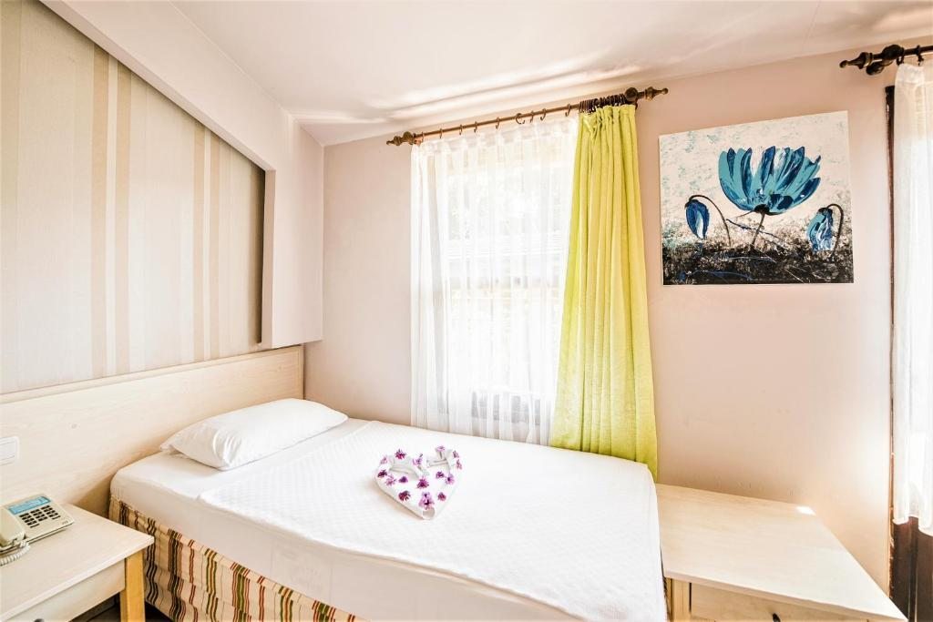 Двухместный (Стандартный двухместный номер с 1 кроватью или 2 отдельными кроватями) отеля Leda Beach, Сиде