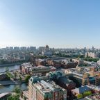 Вид на реку, Отель Президент