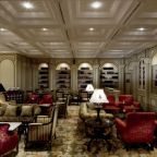 THE RITZ-CARLTON LOUNGE & BAR, Отель The Carlton Moscow