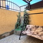 Собственный дворик