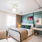 Четырехместный (Четырехместный номер с видом на сад), Atam Suites & Apartments