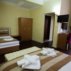 Трехместный (Трехместный номер), Azre Hotel