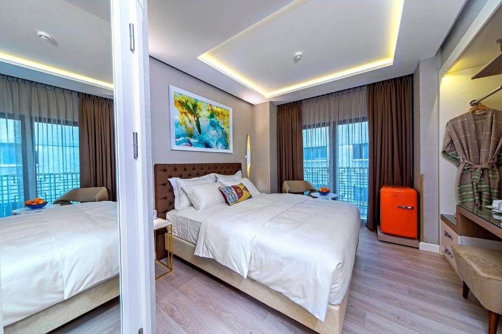 Двухместный (Номер Делюкс с кроватью размера «queen-size») отеля Barbera Hotel, Стамбул