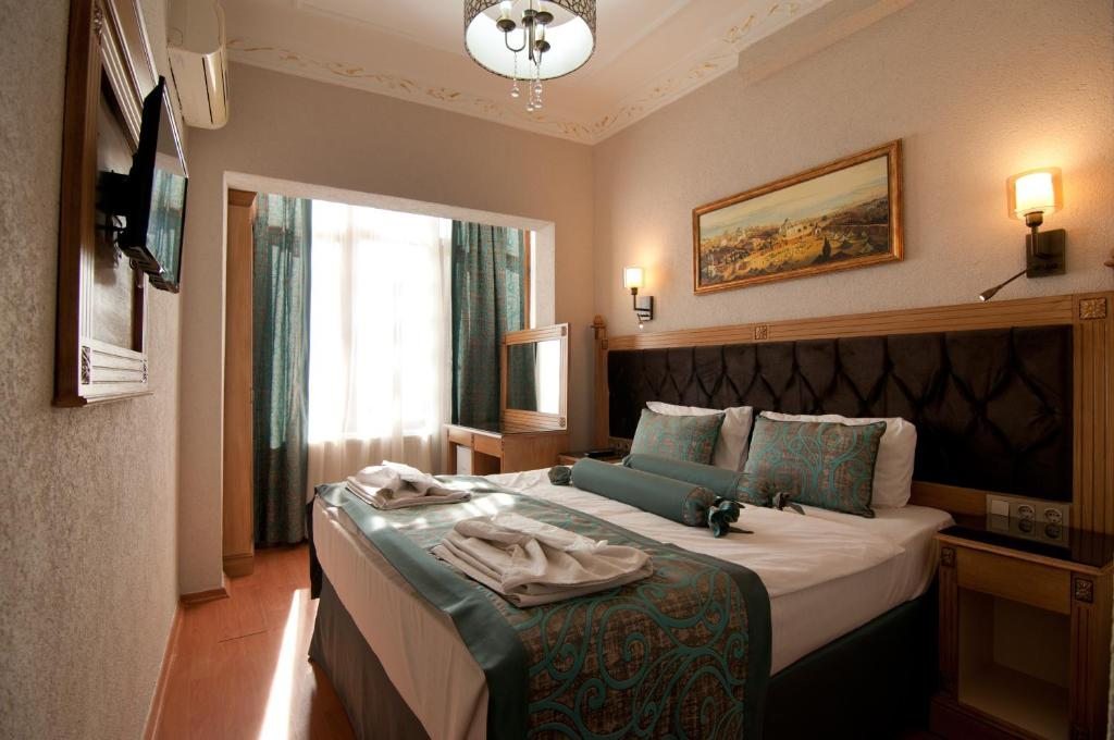 Двухместный (Стандартный двухместный номер с 1 кроватью и видом на море) отеля Blue Tuana Hotel, Стамбул