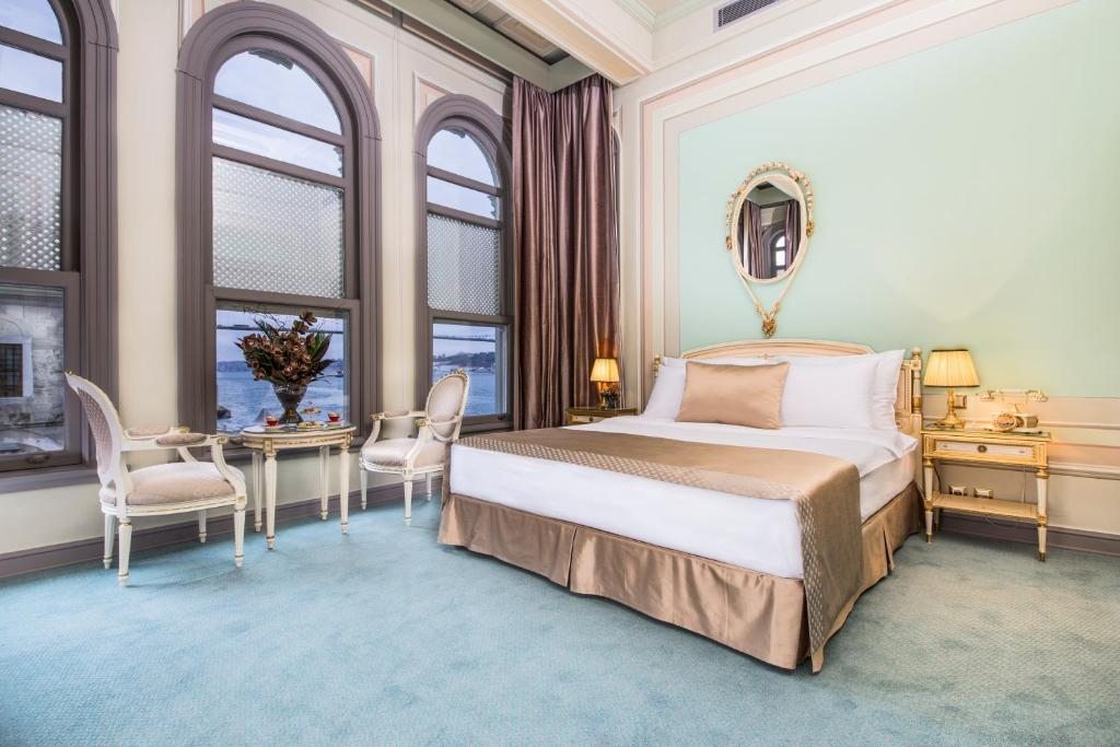 Двухместный (Улучшенный двухместный номер с 1 кроватью) отеля Bosphorus Palace Hotel, Стамбул