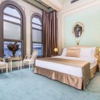 Двухместный (Улучшенный двухместный номер с 1 кроватью), Bosphorus Palace Hotel