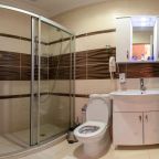 Двухместный (Двухместный номер с 1 кроватью и балконом), Charm Hotel