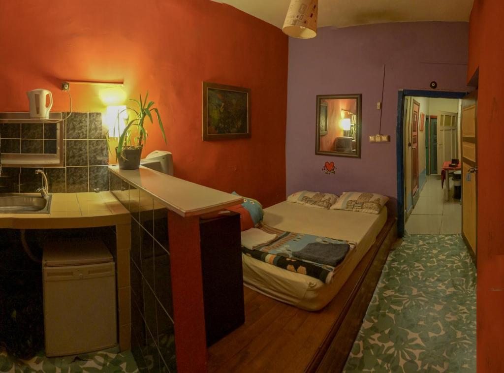 Двухместный (Улучшенный двухместный номер с 1 кроватью) хостела Chillout Lya Hostel & Bar, Стамбул